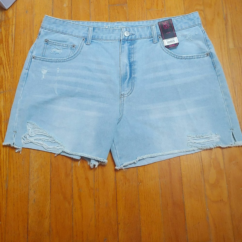 No Boundaries Blue Jeans Denim Shorts. Destructed, High Rise. Size 17
